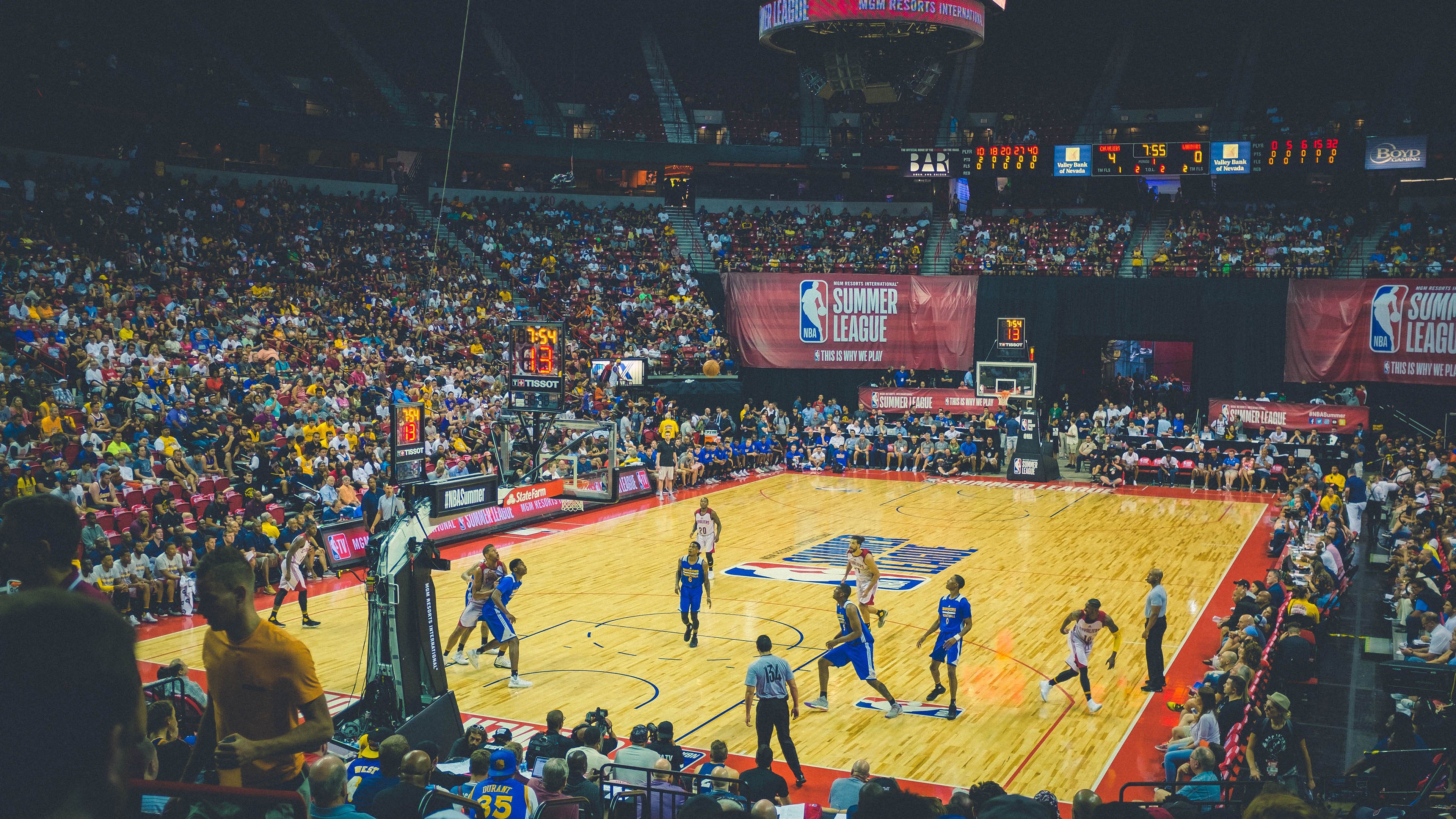 峰回路转：比赛始终扣人心弦，不容错过，《峰回路转》