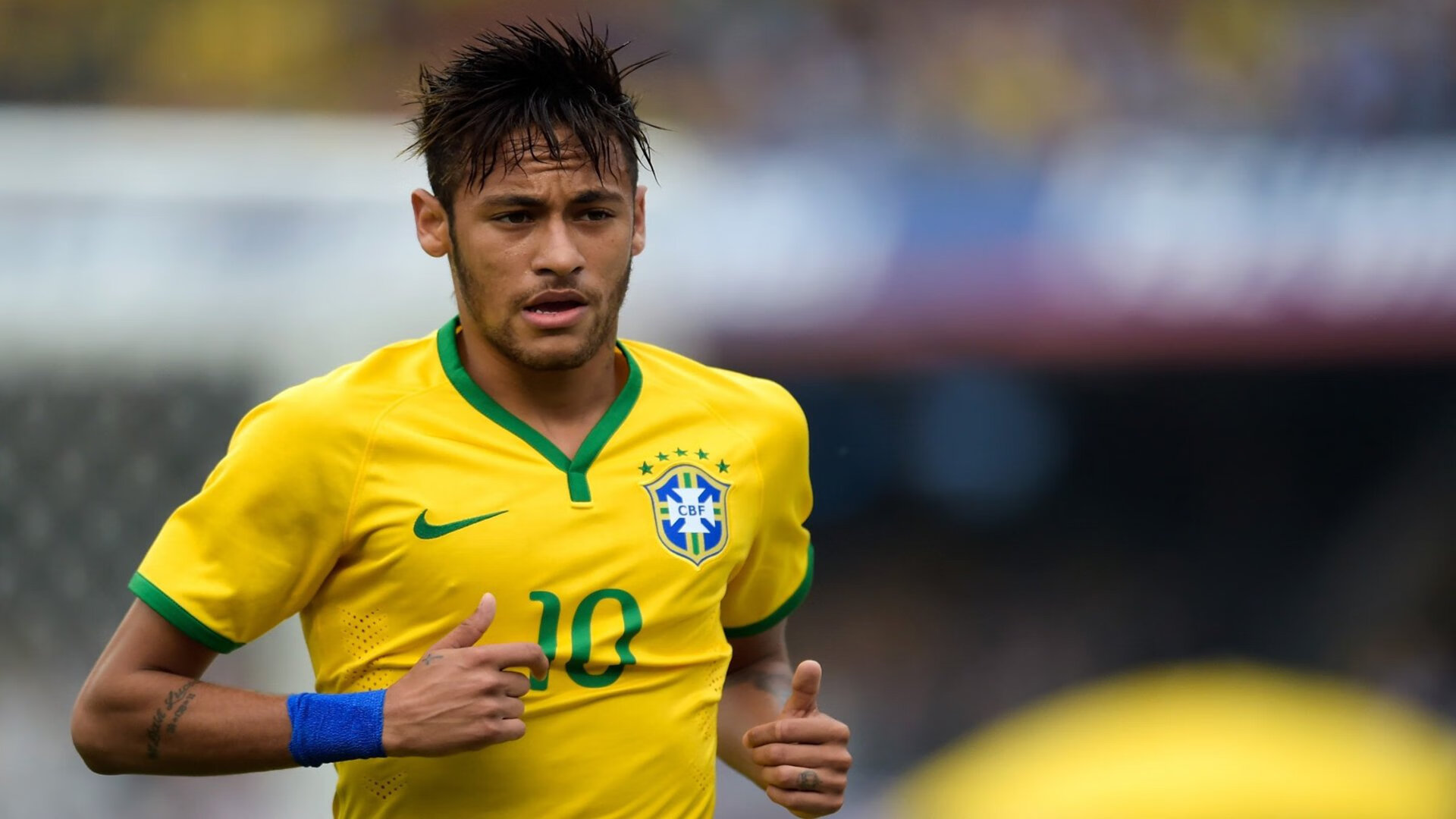 欧锦赛资格赛末轮大战日益激烈,沸腾的赛场,欧锦赛战果